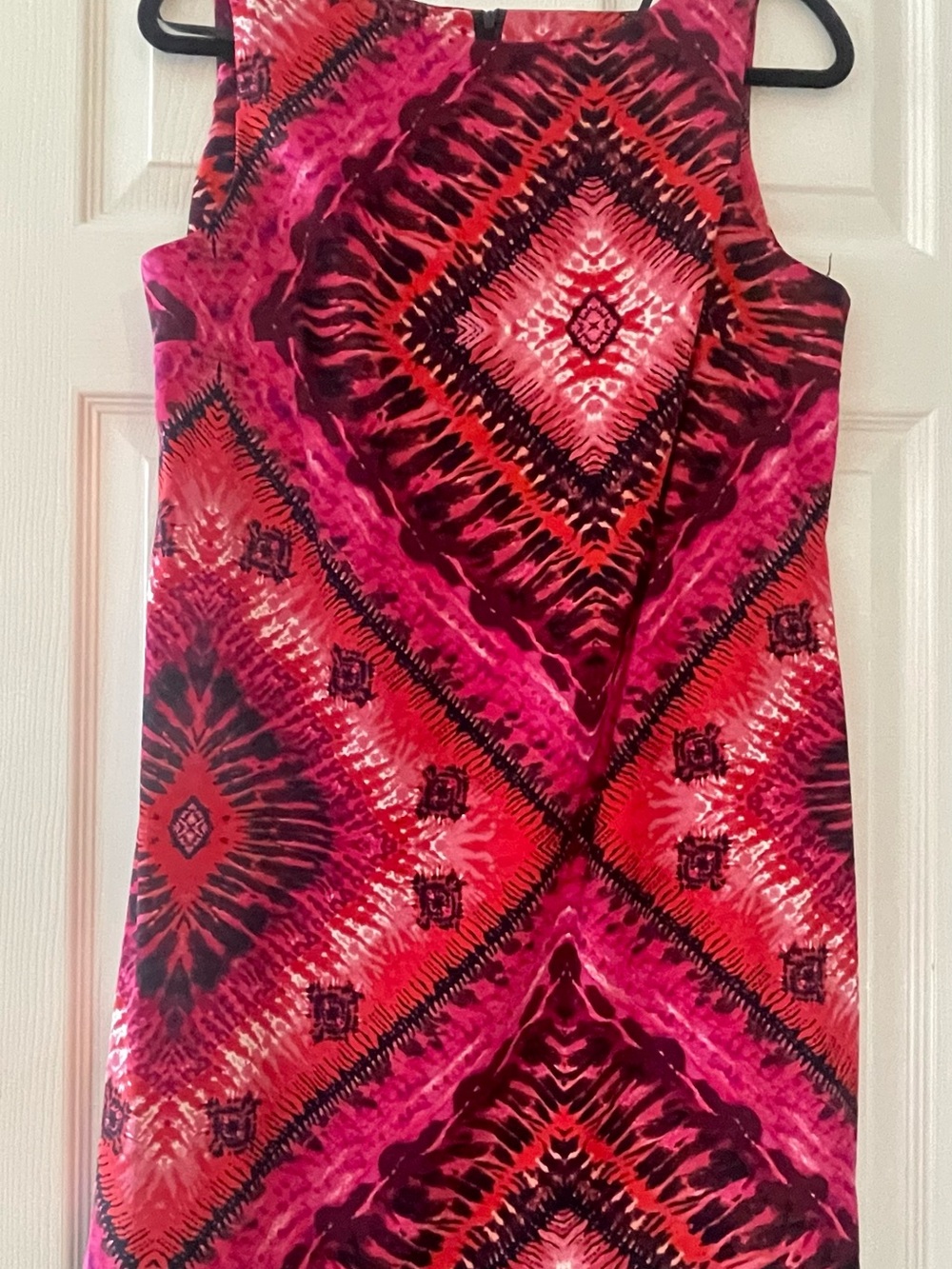 AGB Pink and Red Geometric Sleeveless Shift Dress